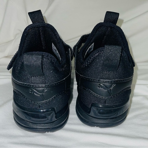 NEW PUMA Kids - Picture 5 of 11